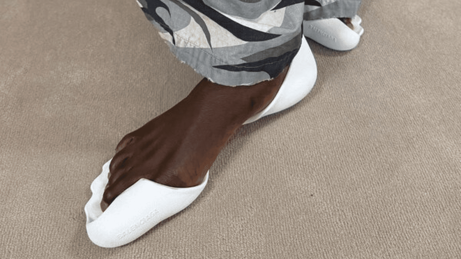 Обувь без верха от Balenciaga